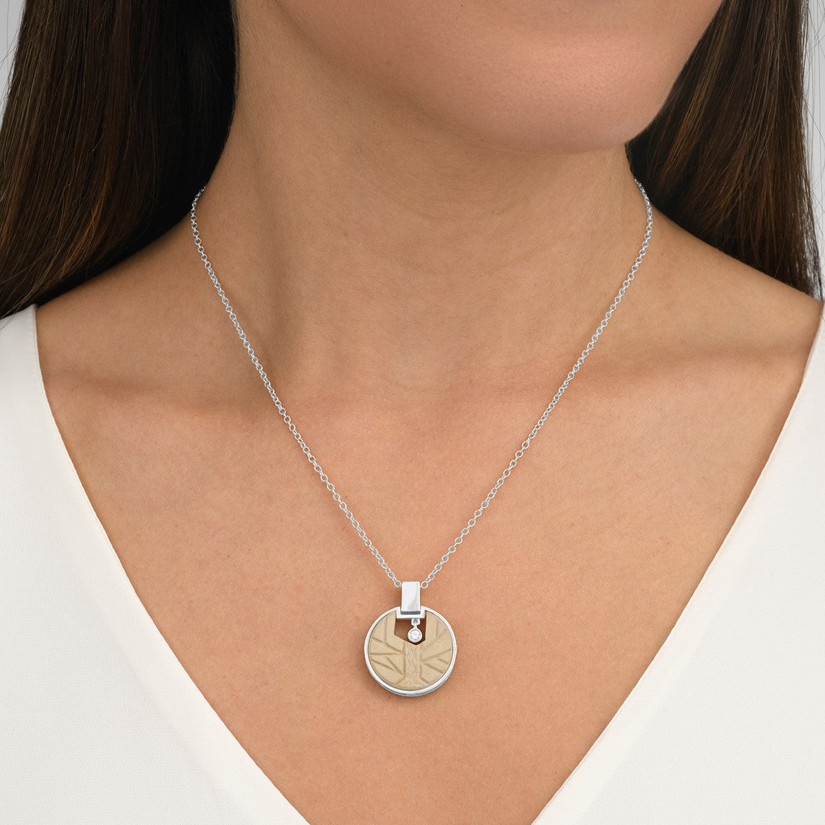 Round Tree of Life necklace with the Temple Mount Stone Gold and Diamond