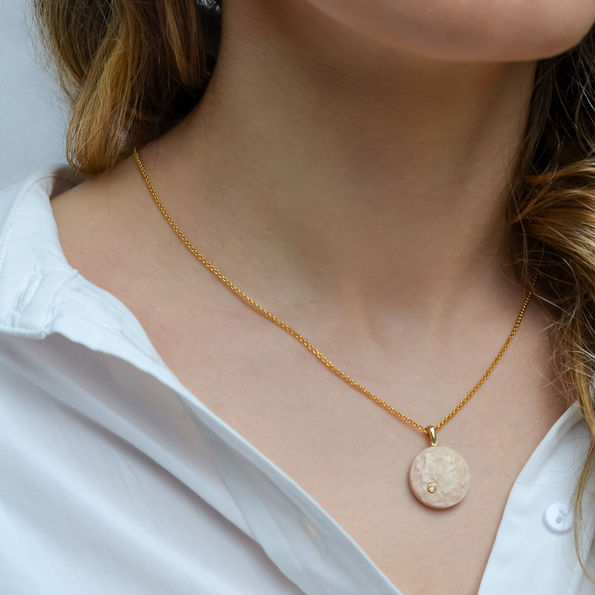 Temple Mount Stone Round Pendant Gold & Diamond