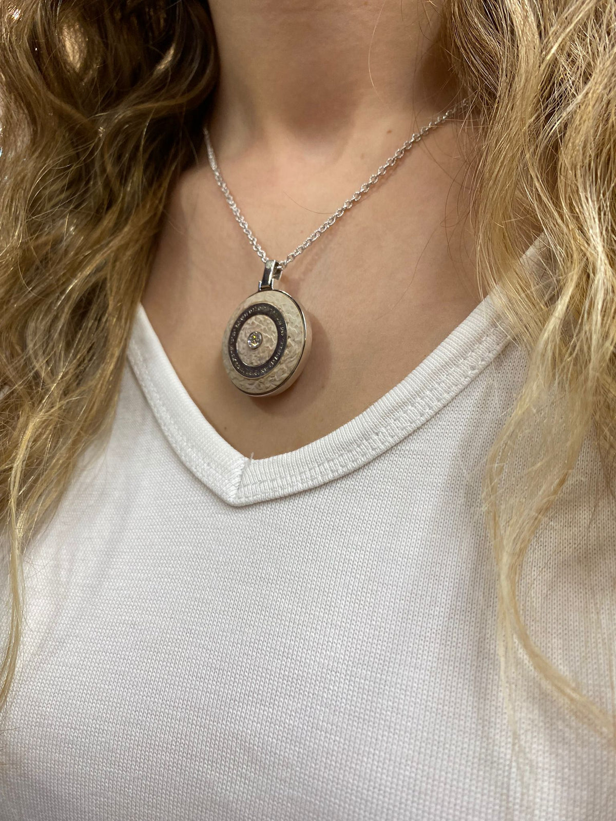 Flipping Pendant, 18K Yellow Gold and Diamond