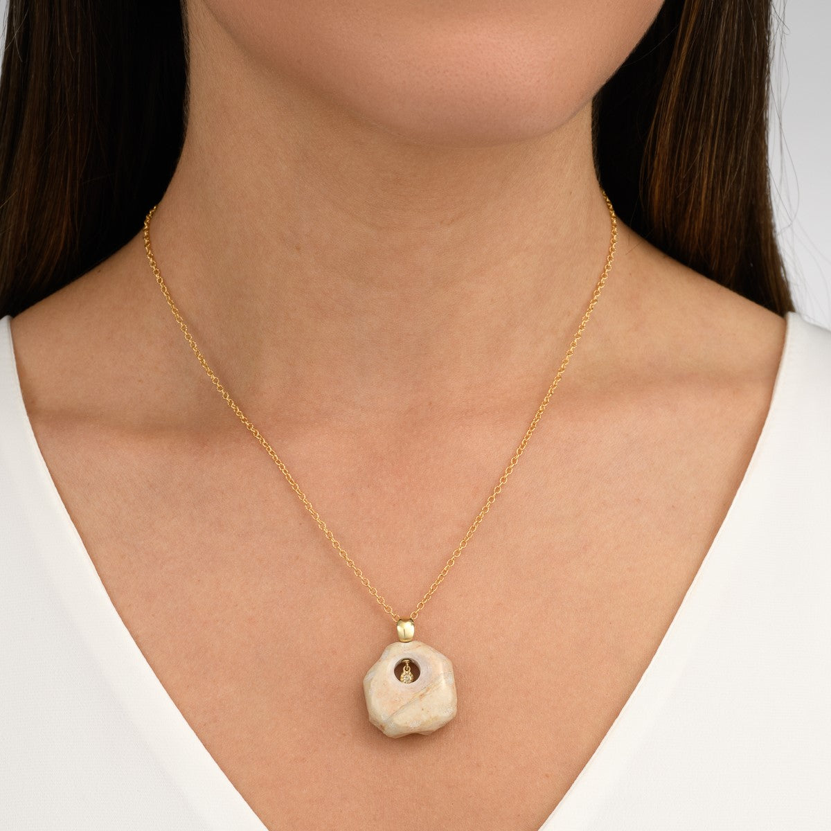 Pendant with Temple Mount Stone, Gold and Diamonds