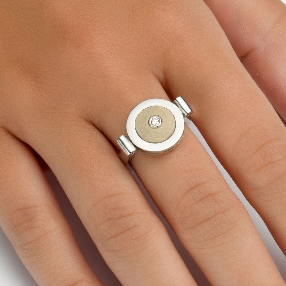 Flipping Double sided temple mount stone ring with diamond and gold