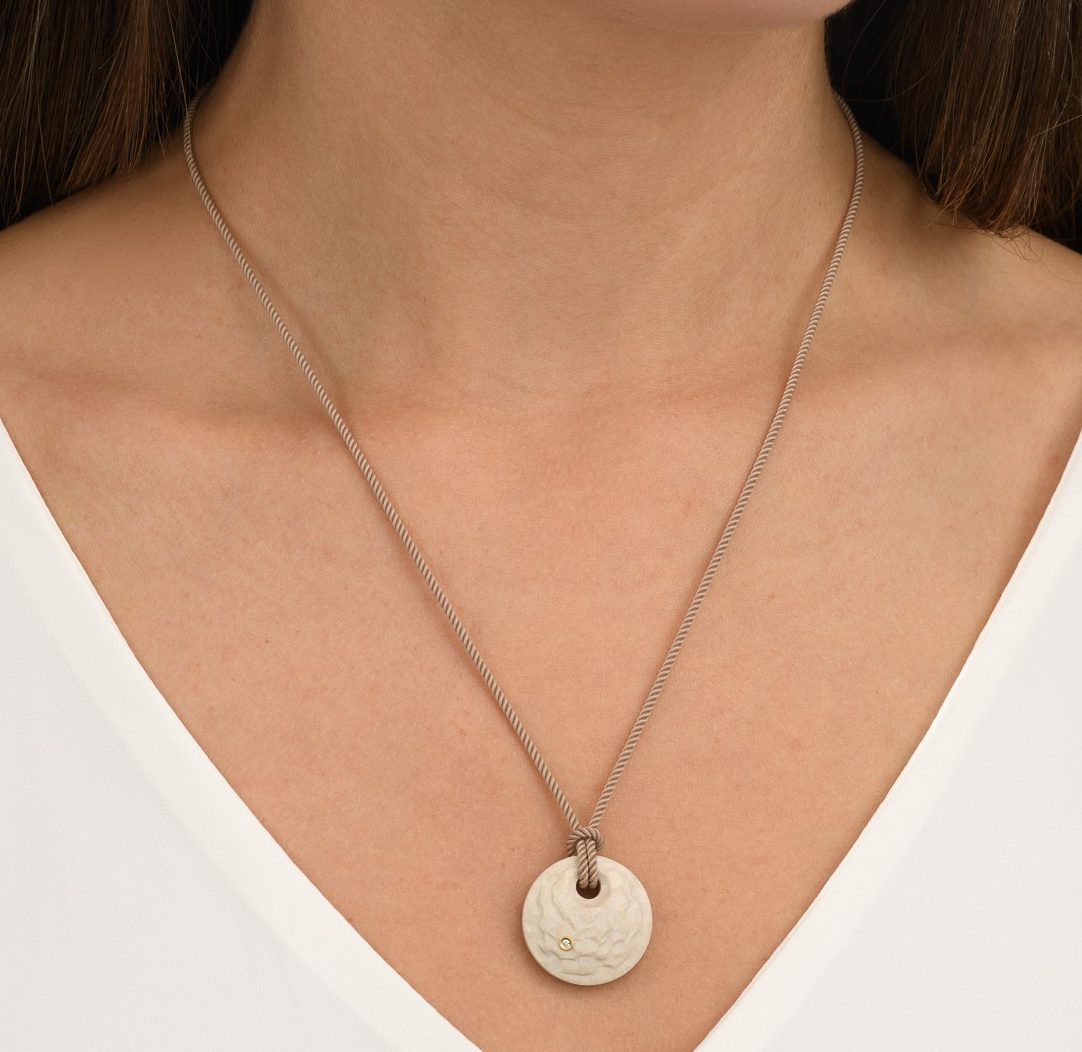 Temple Mount Stone Round Pendant Gold & Diamond